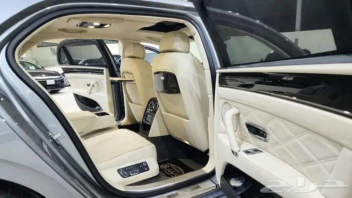 بنتلي فلانج سبير 2014 25