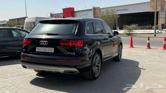اودي q7 2019 ممشي 209 الف كيلو اول مالك من الوكالة 3
