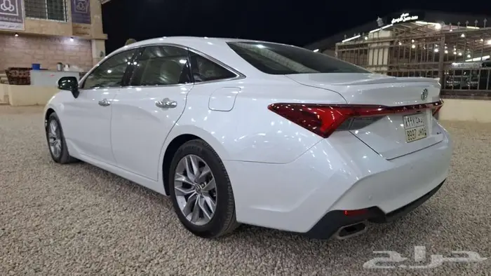تويوتا أفالون 2020 7