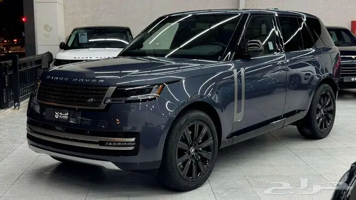 2025رنج روفر اتش اس إي RANGE ROVER HSE P400 3