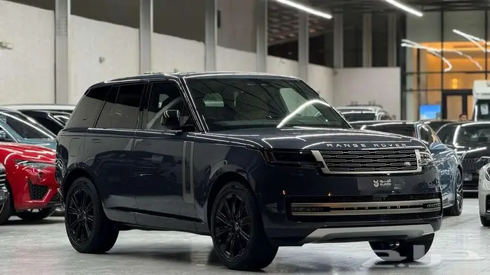 2025رنج روفر اتش اس إي RANGE ROVER HSE P400 0