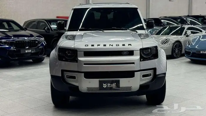 2023 لاندروفر ديفندر DEFENDER P300 2
