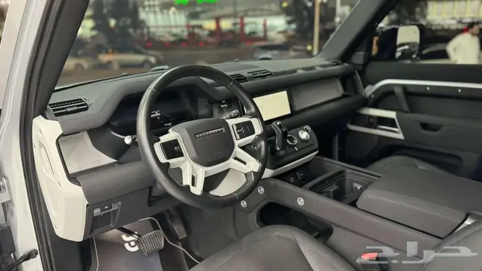 2023 لاندروفر ديفندر DEFENDER P300 8