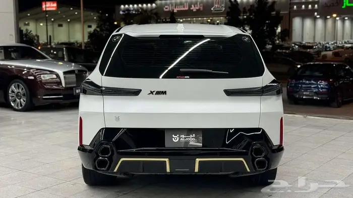 2023 بي ام دبليو اكس ام BMW XM 7