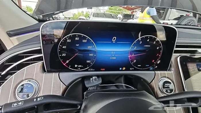 Mercedes E350 2025 ممشى 19000 كيلو - 256000 ريال للاستيراد 9