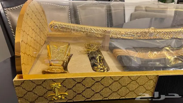 صندوق هدايا رجالية ملكي 3