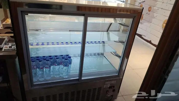 ثلاجة عرض حلويات 2