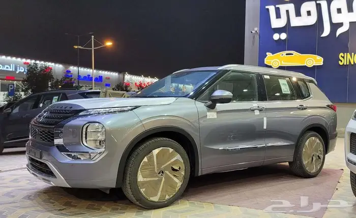 ميتسوبيشي اوتلاندر فل كامل ومتوفر ستاندر 2025 3