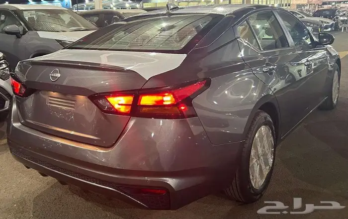 نيسان التيما موديل 2025 ستاندر S 4
