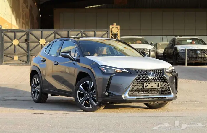 لكزس - UX 300 - CH - فل كامل - خليجي - 2025 1