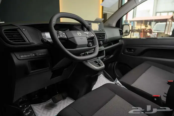 سيتروين جامبي فان بضاعة اتوماتيك ديزل موديل 2025 18