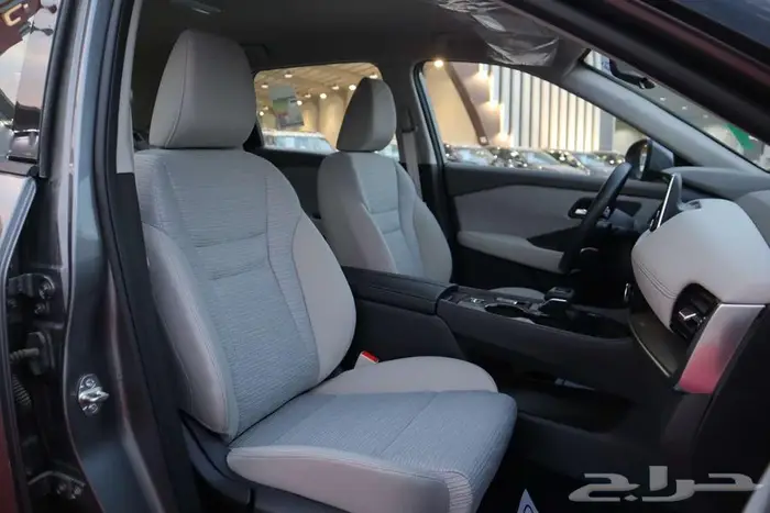 نيسان اكس تريل 5 مقاعد دفع امامي ستاندر 2025 فرع جدة 3