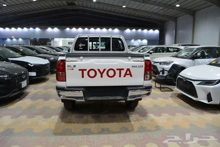 تويوتا هايلوكس غمارتين GL2 سلق موديل 2025 6