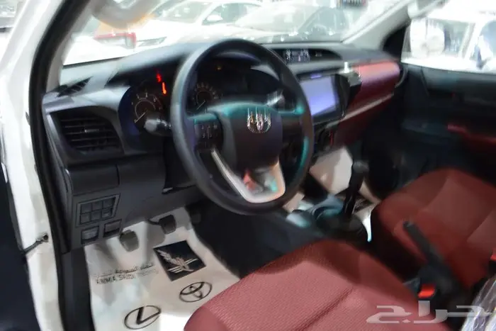 تويوتا هايلوكس غمارتين GL2 سلق موديل 2025 11