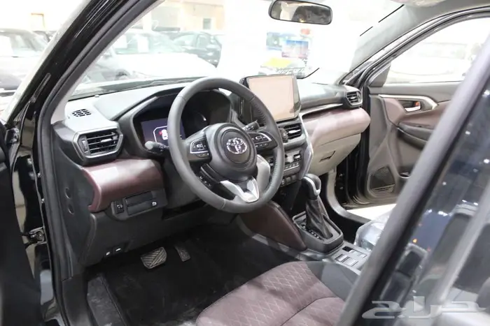 اوربان كروز ستاندر 2026 11