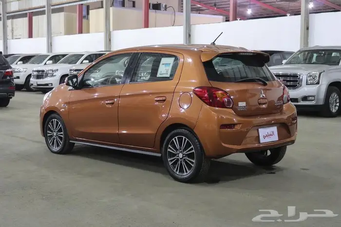 ميتسوبيشي سبيس ستار 2020 7