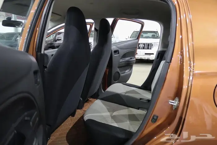 ميتسوبيشي سبيس ستار 2020 10