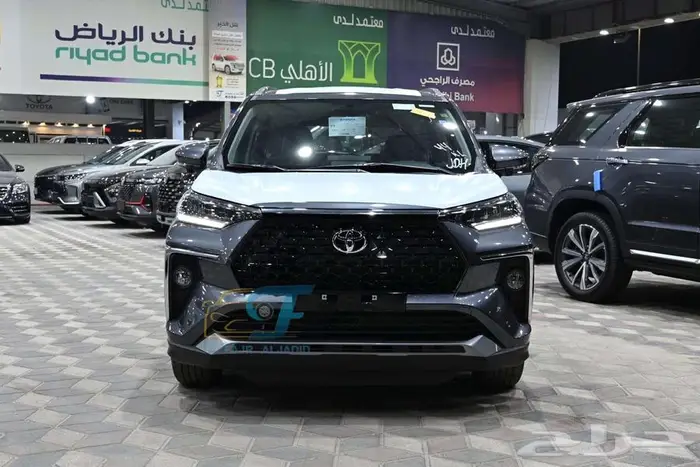 تويوتا فيلوز استاندر بالنقد والتقسيط 1
