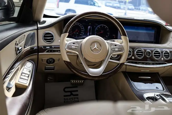 مرسيدس S560 موديل 2018 ممشى 65 لف 13