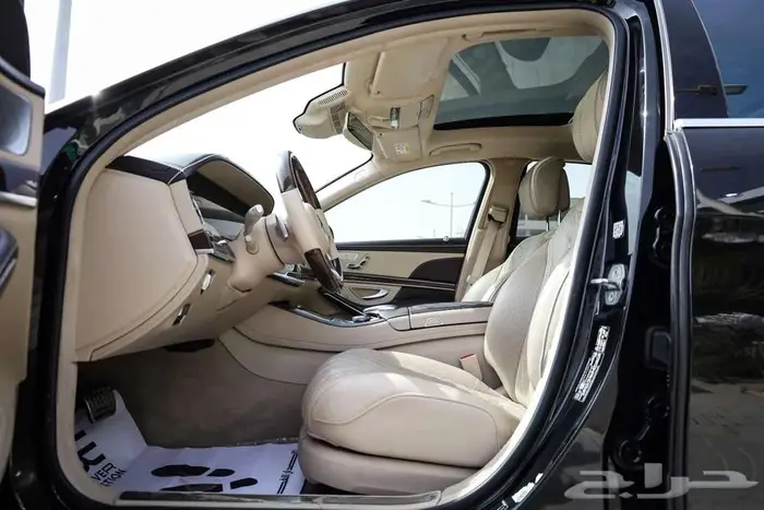 مرسيدس S560 موديل 2018 ممشى 65 لف 12