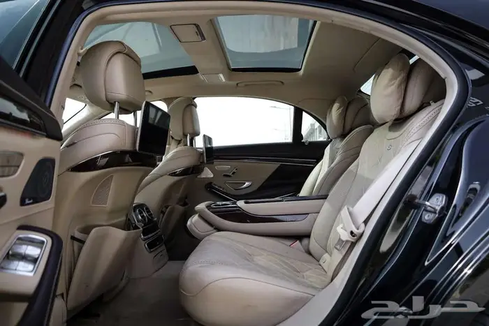 مرسيدس S560 موديل 2018 ممشى 65 لف 15