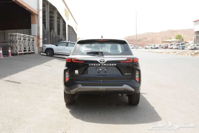 تويوتا اوربان كروزر 2026 GLX فل كامل بالنقد او التقسيط 4