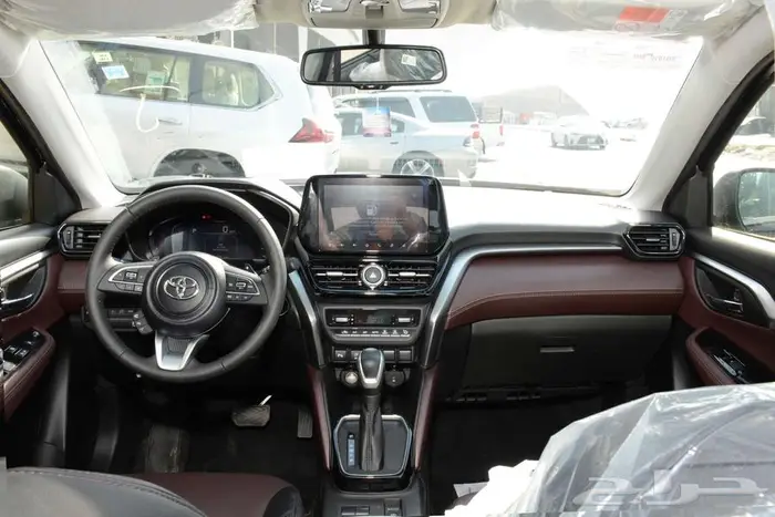 تويوتا اوربان كروزر 2026 GLX فل كامل بالنقد او التقسيط 8