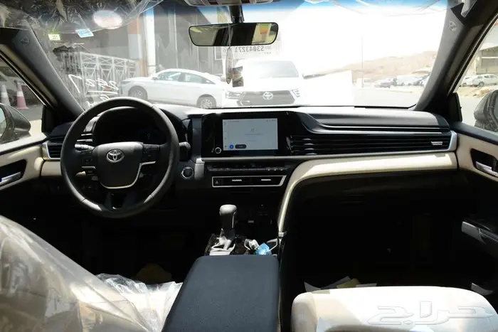 تويوتا كامرى 2025 LE بنزين بالنقد والتقسيط 7