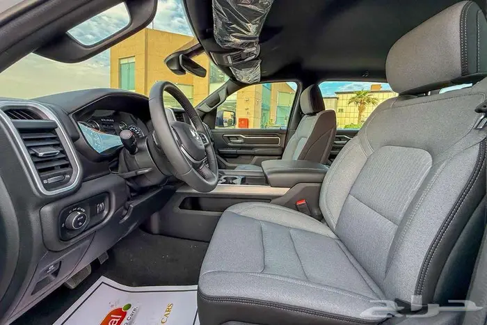 دودج رام BIGHORN 2023 ابيض سعودي زيرو 8