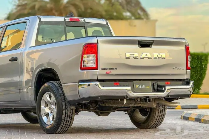 دودج رام BIGHORN 2022 فضي سعودي زيرو 4