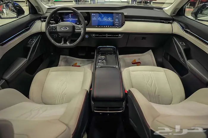 تألق على الطريق مع فورد تورس تيتانيوم 2026 22