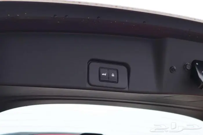 نيسان اكس تريل 2025 جميع الفئات 10