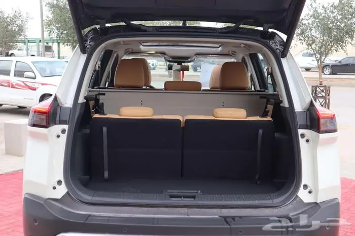 نيسان اكس تريل 2025 جميع الفئات 7