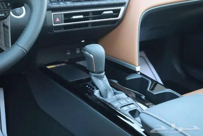 تويوتا كامري 2025 جميع الفئات والالوان 15