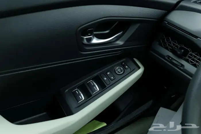 هوندا اكورد LX ستاندر 2025 تصميم يلفت الانظار 9