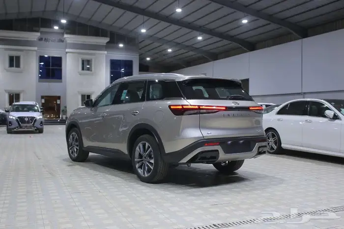 حصريا انفنتى Qx60سينسرى- لكجرى موديل 2023 سعودى أصفار 8