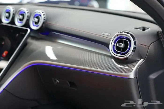 مرسيدس C 200 موديل 2026 أصفار خليجي رمادي فاتح جملي 10