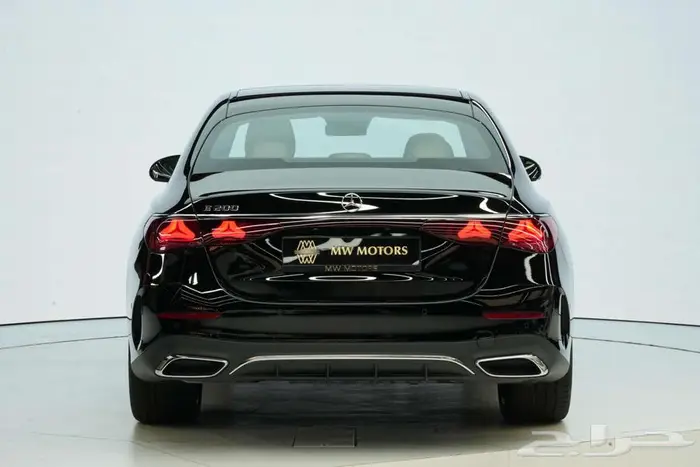 مرسيدس E 200 موديل 2026 أصفار خليجي أسود بيج 4