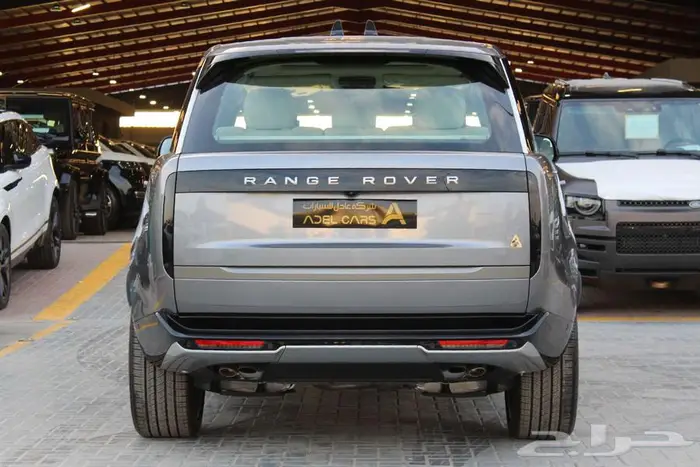 رينج روفر HSE 2025 اعلى فئة 8 سلندر صيانة مجانية 60 الف 3
