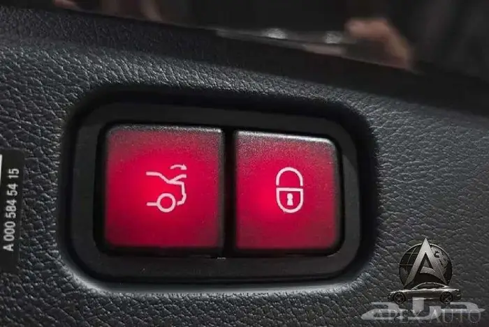 مرسيدس E200 2025 AMG Line اصفار 18