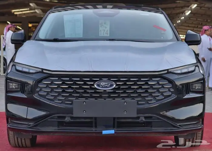 فورد توروس 2025 جميع الفئات والالوان 1