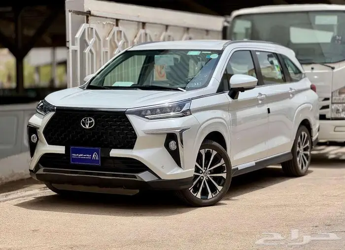 تويوتا فيلوز GLX مبيعات التقسيط 1