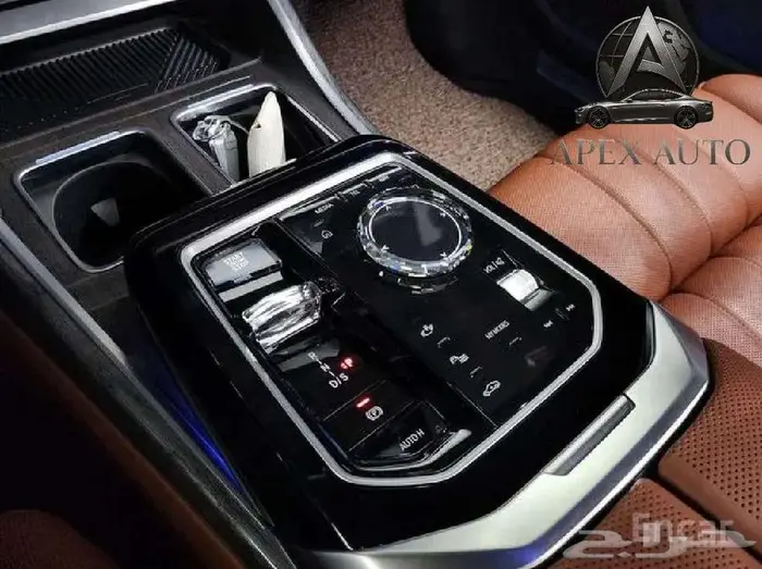 الفئة السابعة 2024 BMW 740i xDrive M Sport 8