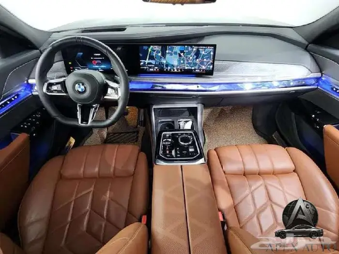 الفئة السابعة 2024 BMW 740i xDrive M Sport 12