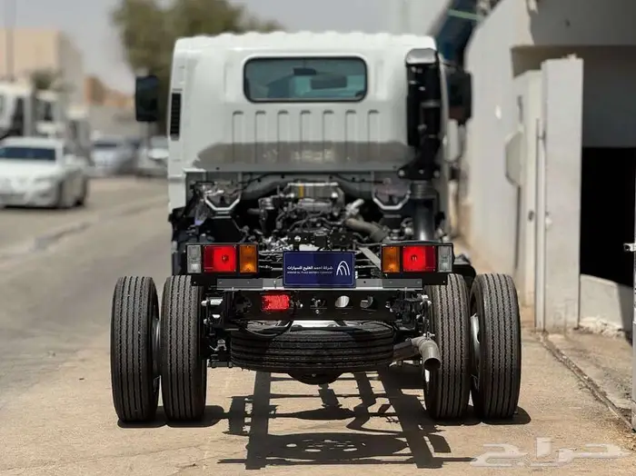 ايسوزو ديانا NPR 2025 مبيعات الشركات تقسيط 1