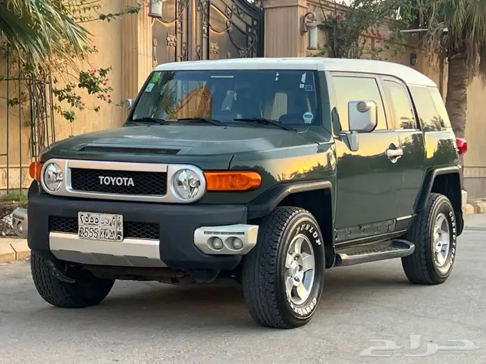 تويوتا اف جي 2010 2