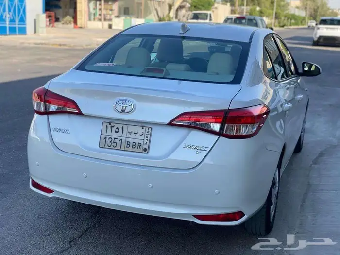 تويوتا يارس 2022 Y وارد عبداللطيف استخدام شخصي للبيع 6