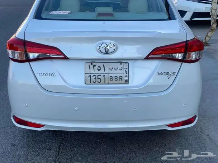 تويوتا يارس 2022 Y وارد عبداللطيف استخدام شخصي للبيع 15
