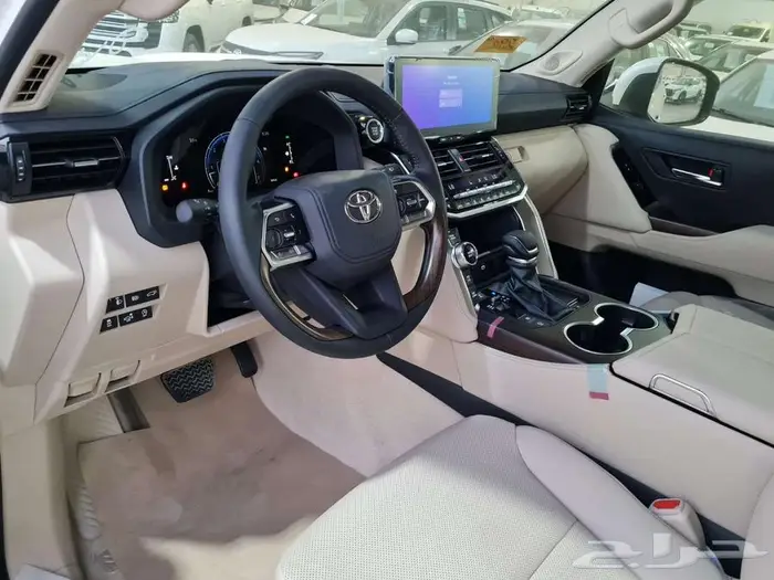 تويوتا لاندكروزر GXR -S 2025 كاش واقساط 1