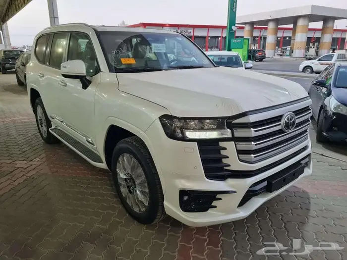تويوتا لاندكروزر GXR -S 2025 كاش واقساط 0